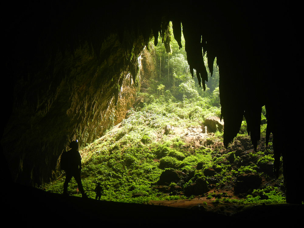 Langon Gobingob Cave